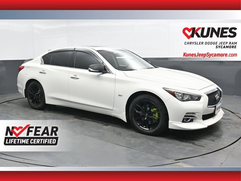 2017 INFINITI Q50