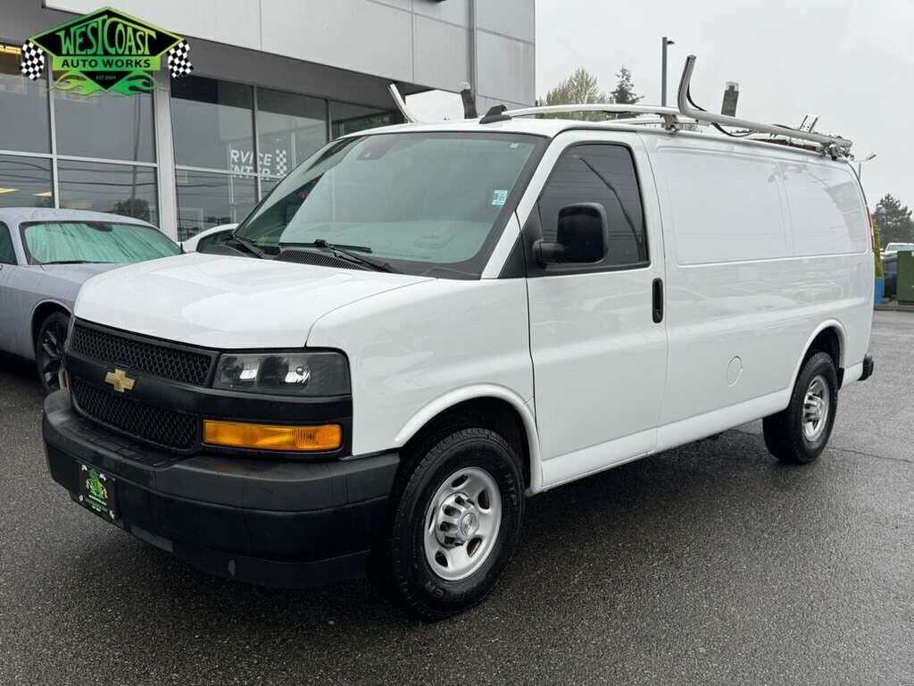 2020 CHEVROLET Express