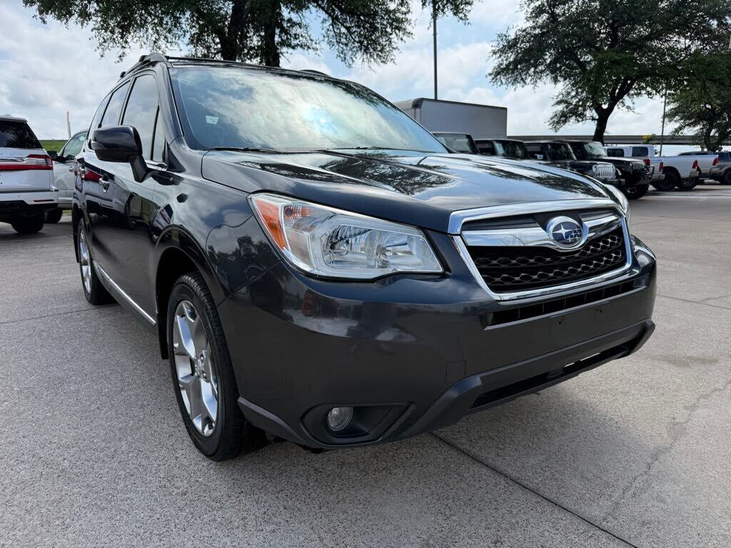 2016 SUBARU Forester