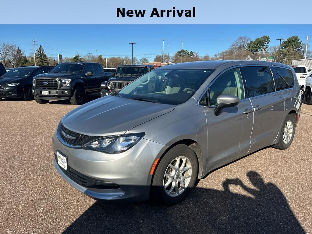2017 CHRYSLER Pacifica