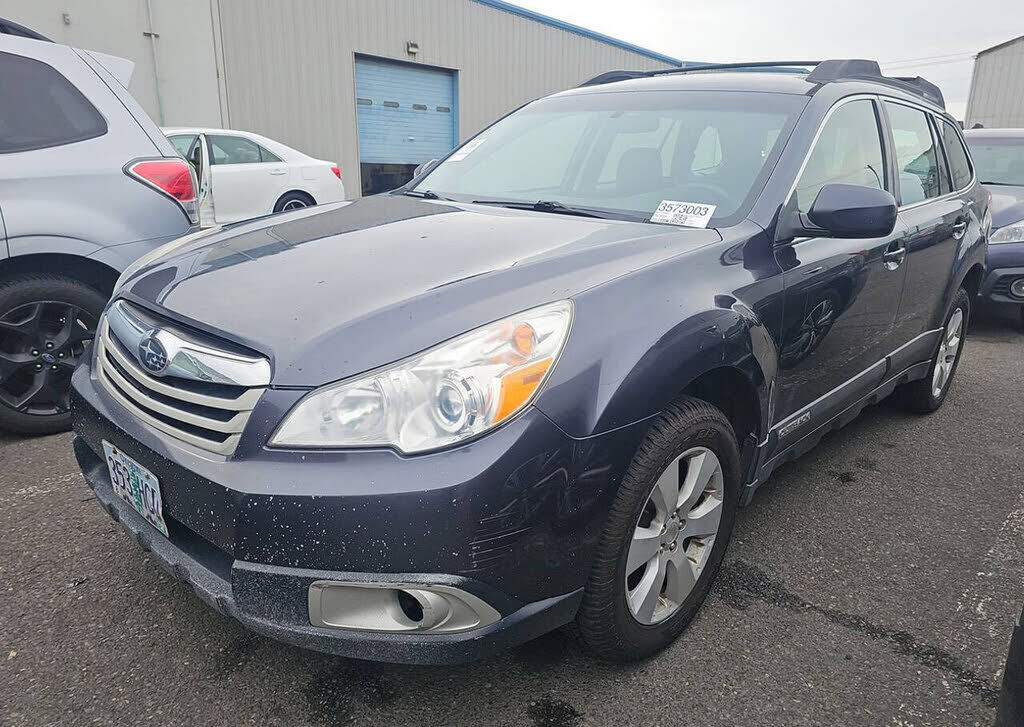 2012 SUBARU Outback