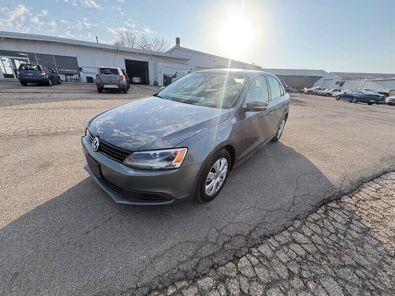 2012 VOLKSWAGEN Jetta