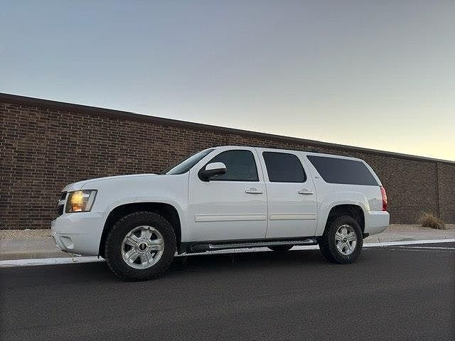 2011 CHEVROLET Suburban
