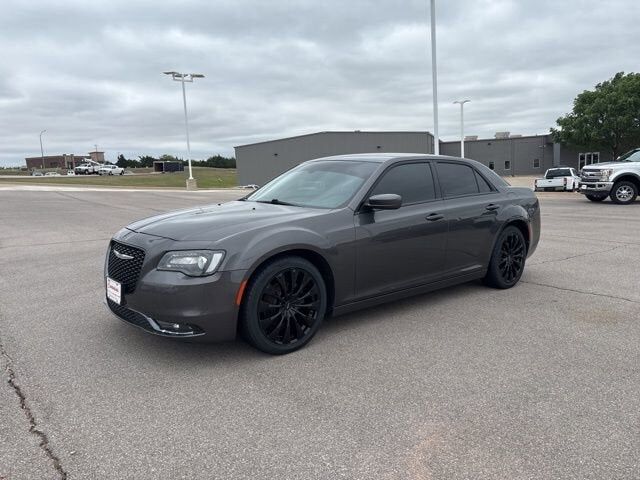 2018 CHRYSLER 300