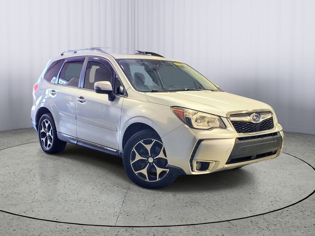 2016 SUBARU Forester