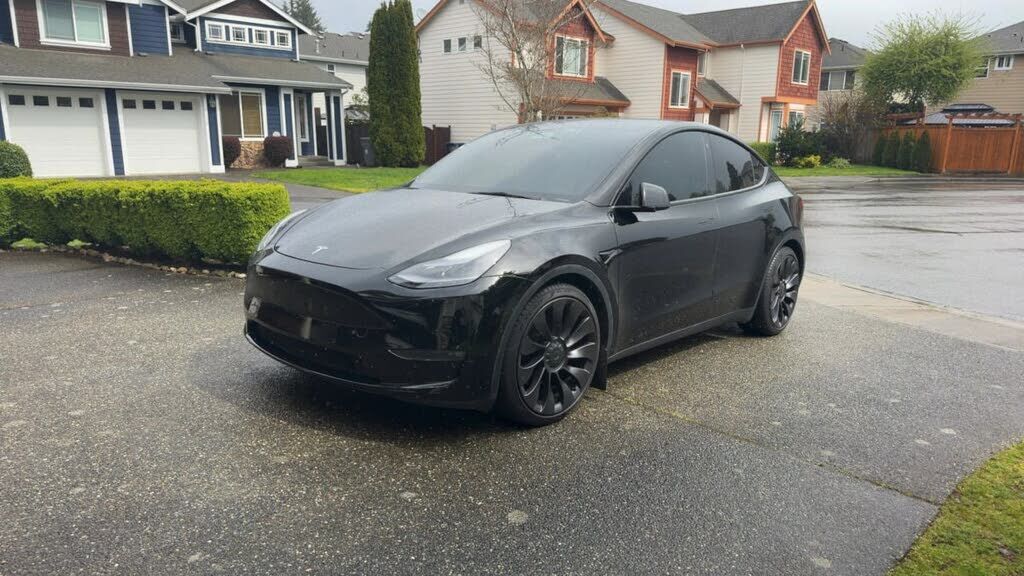 2021 TESLA Model Y