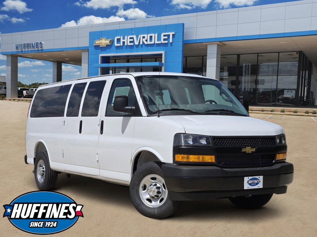 2026 CHEVROLET Express