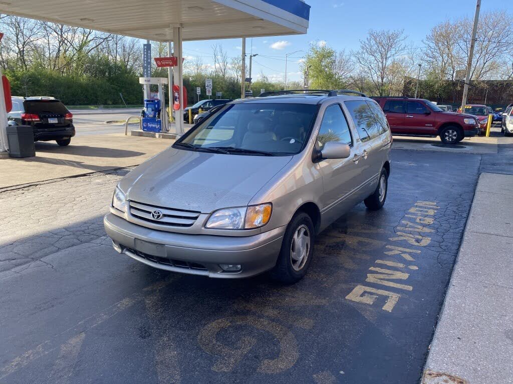 2001 TOYOTA Sienna