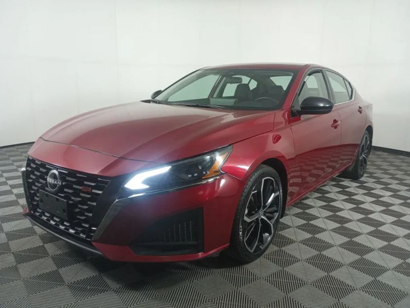 2024 NISSAN Altima