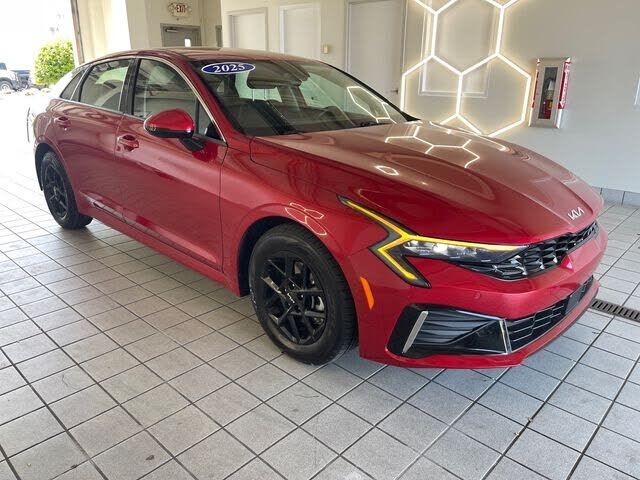 2025 KIA K5