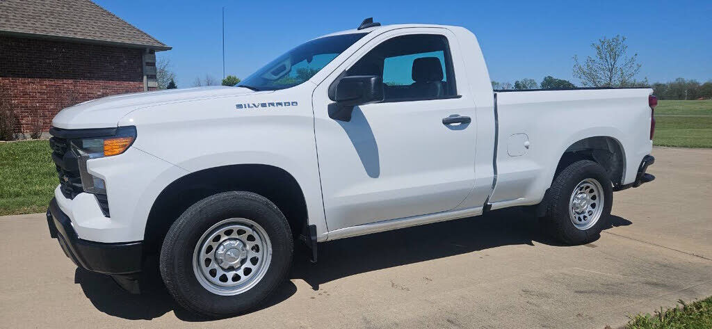 2023 CHEVROLET Silverado