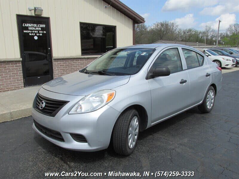 2013 NISSAN Versa