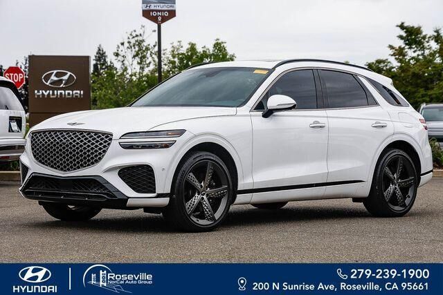 2023 GENESIS GV70
