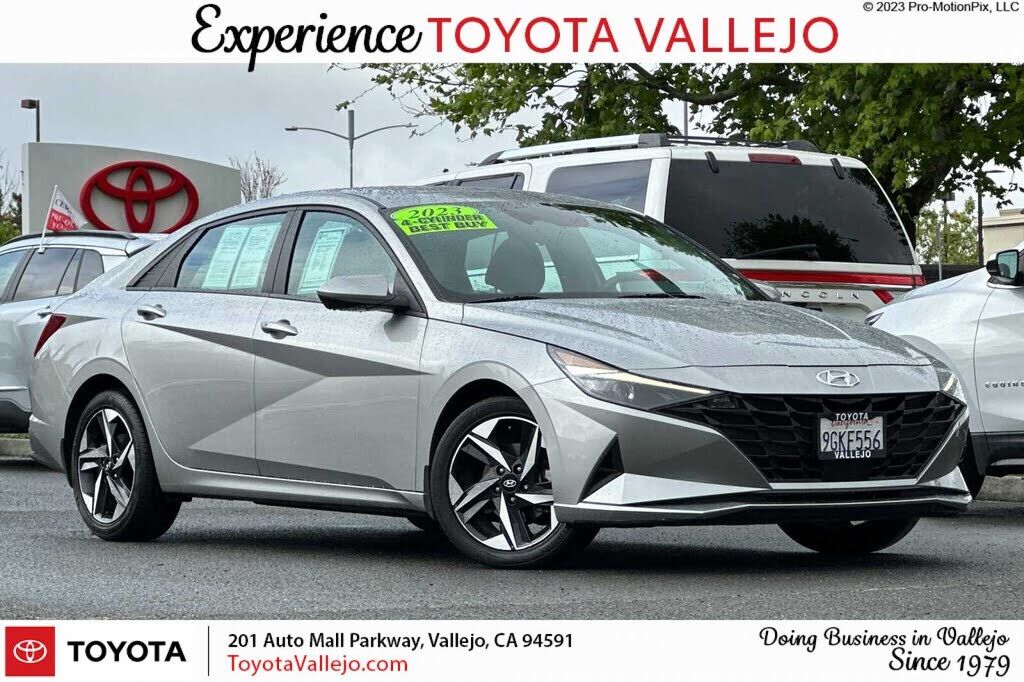 2023 HYUNDAI Elantra