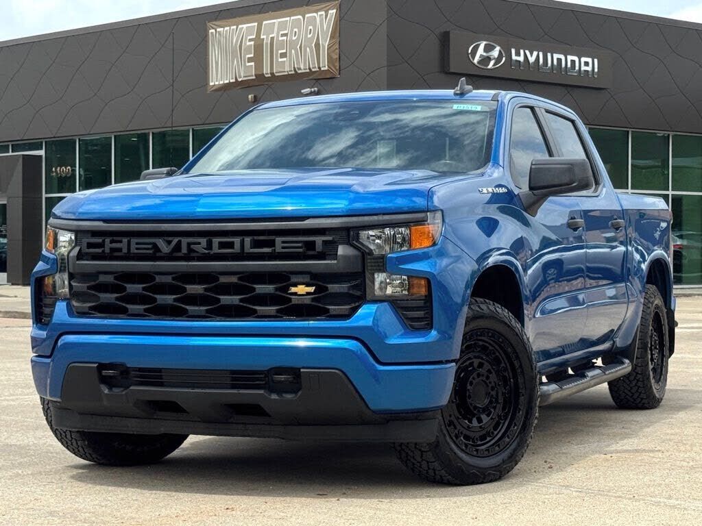2024 CHEVROLET Silverado