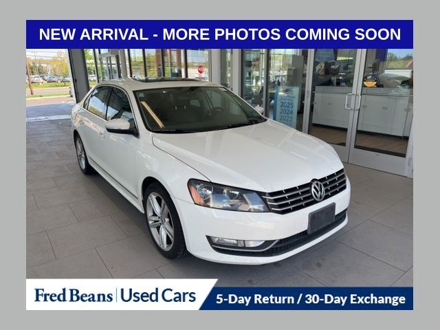 2014 VOLKSWAGEN Passat