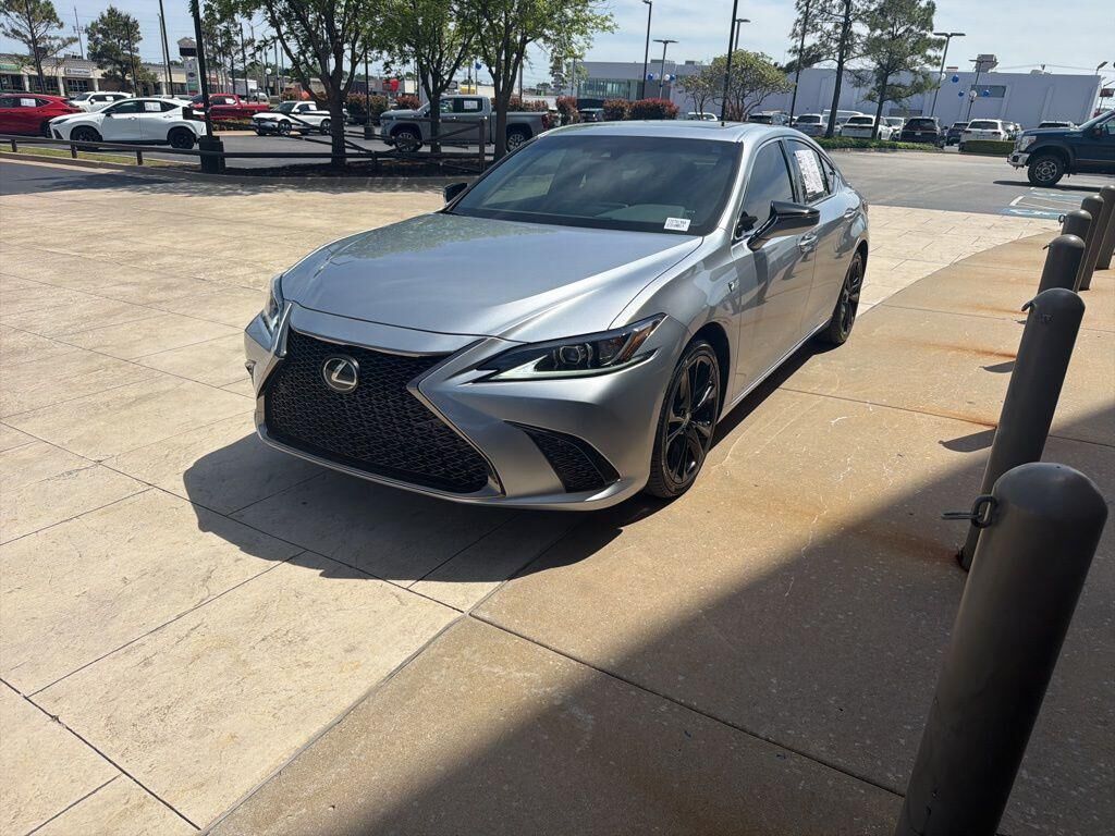 2023 LEXUS ES