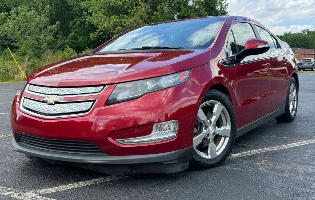 2013 CHEVROLET Volt