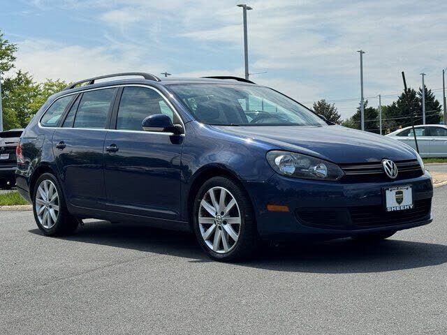 2011 VOLKSWAGEN Jetta Wagon