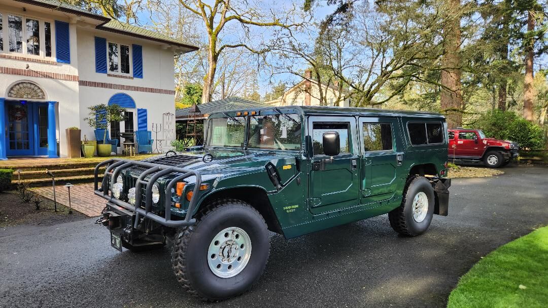 HUMMER H1