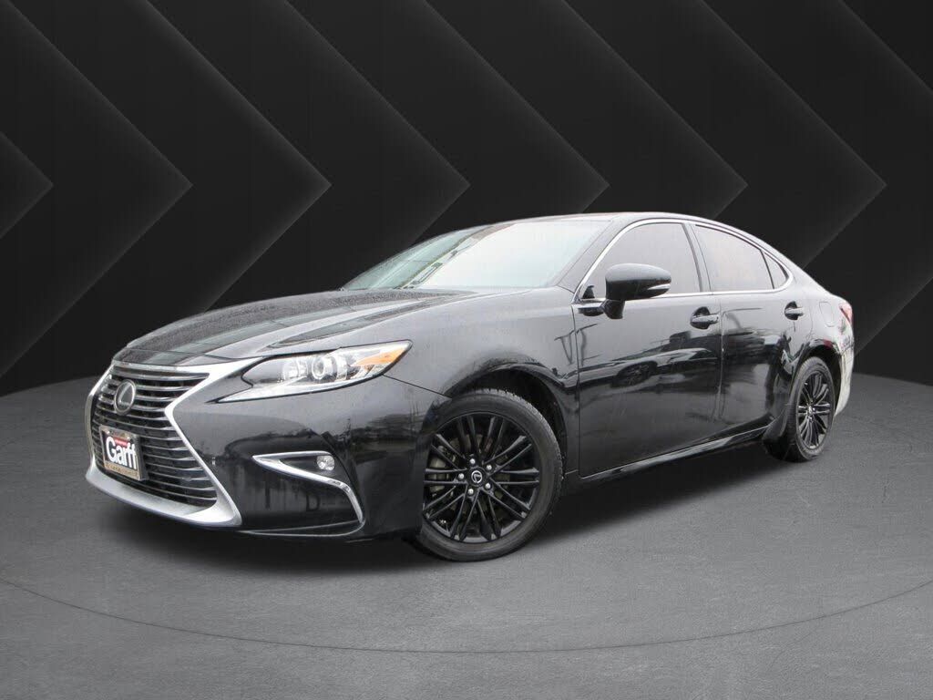 2017 LEXUS ES