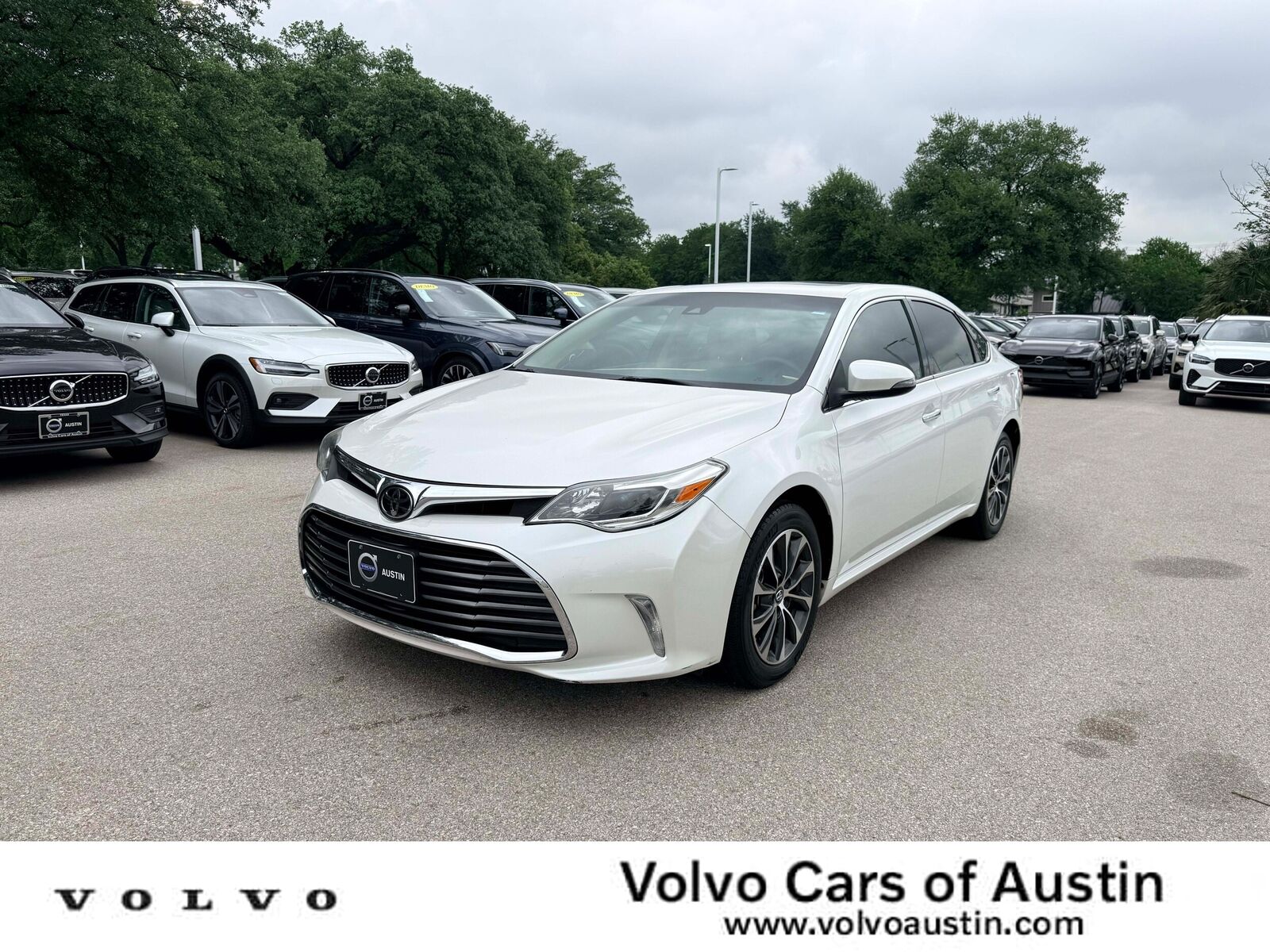 2018 TOYOTA Avalon