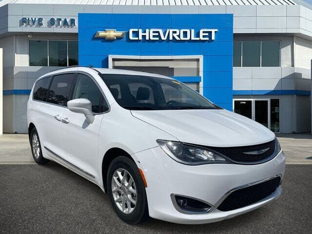 2020 CHRYSLER Pacifica