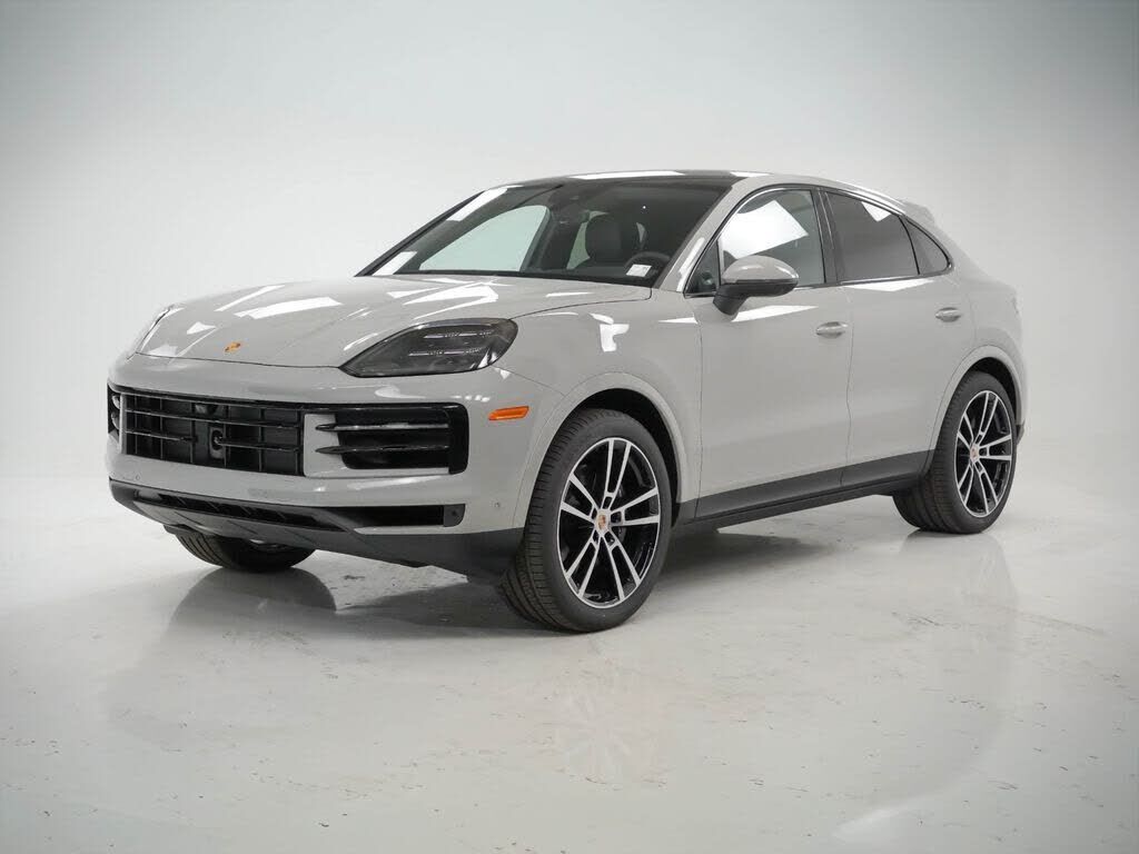 2025 PORSCHE Cayenne