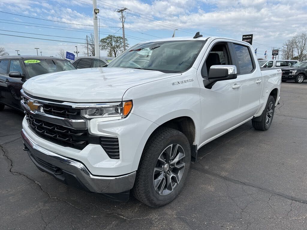 2024 CHEVROLET Silverado