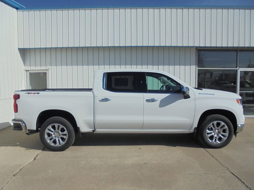 2026 CHEVROLET Silverado