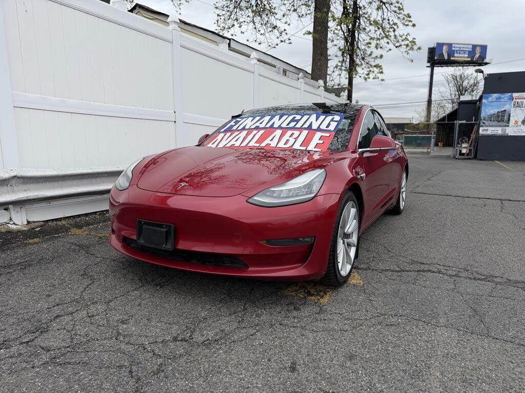 2018 TESLA Model 3