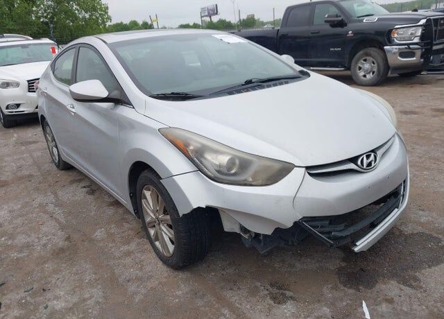 2015 HYUNDAI Elantra