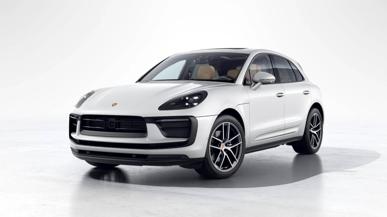 2026 PORSCHE Macan