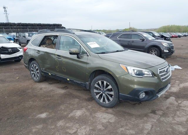 2015 SUBARU Outback
