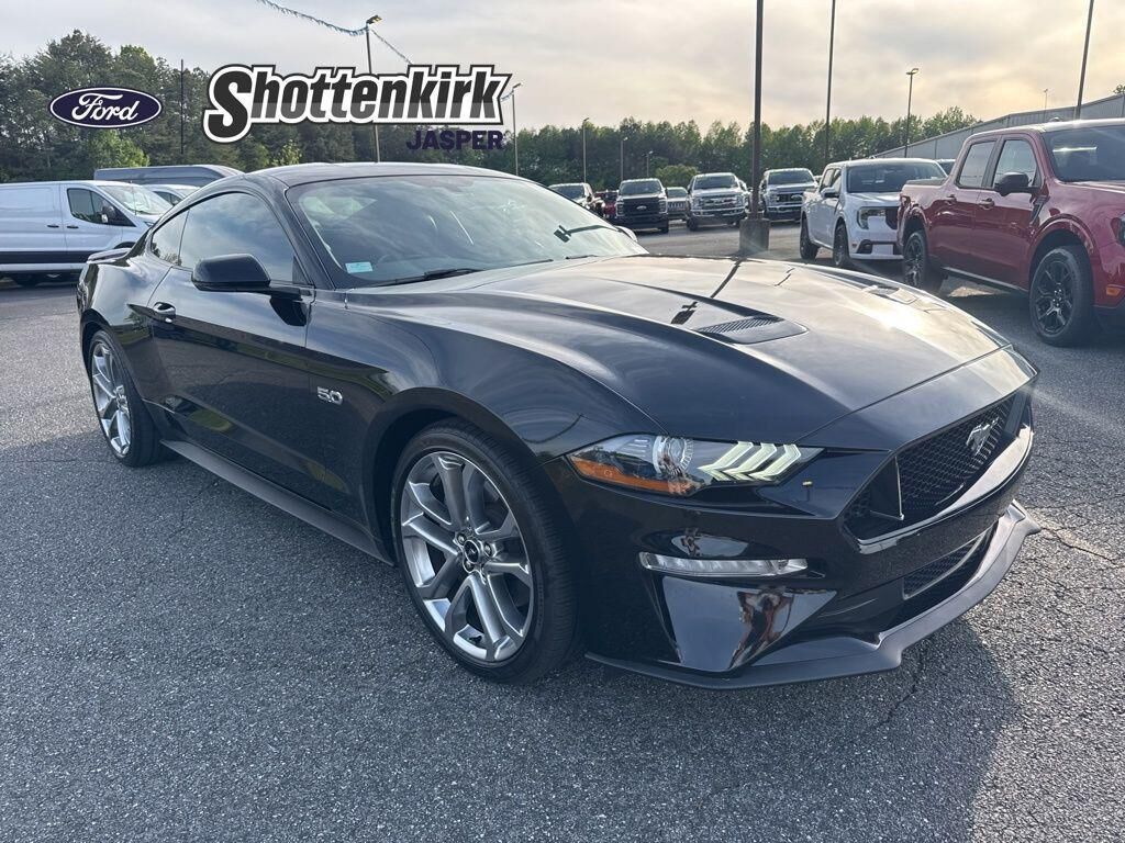 2020 FORD Mustang