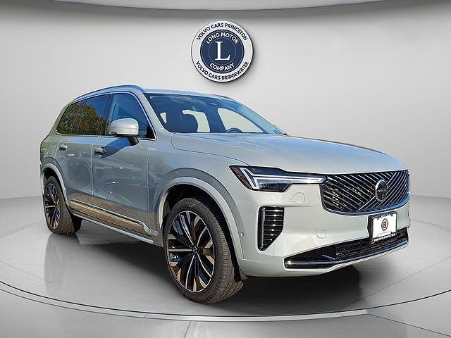 2026 VOLVO XC90