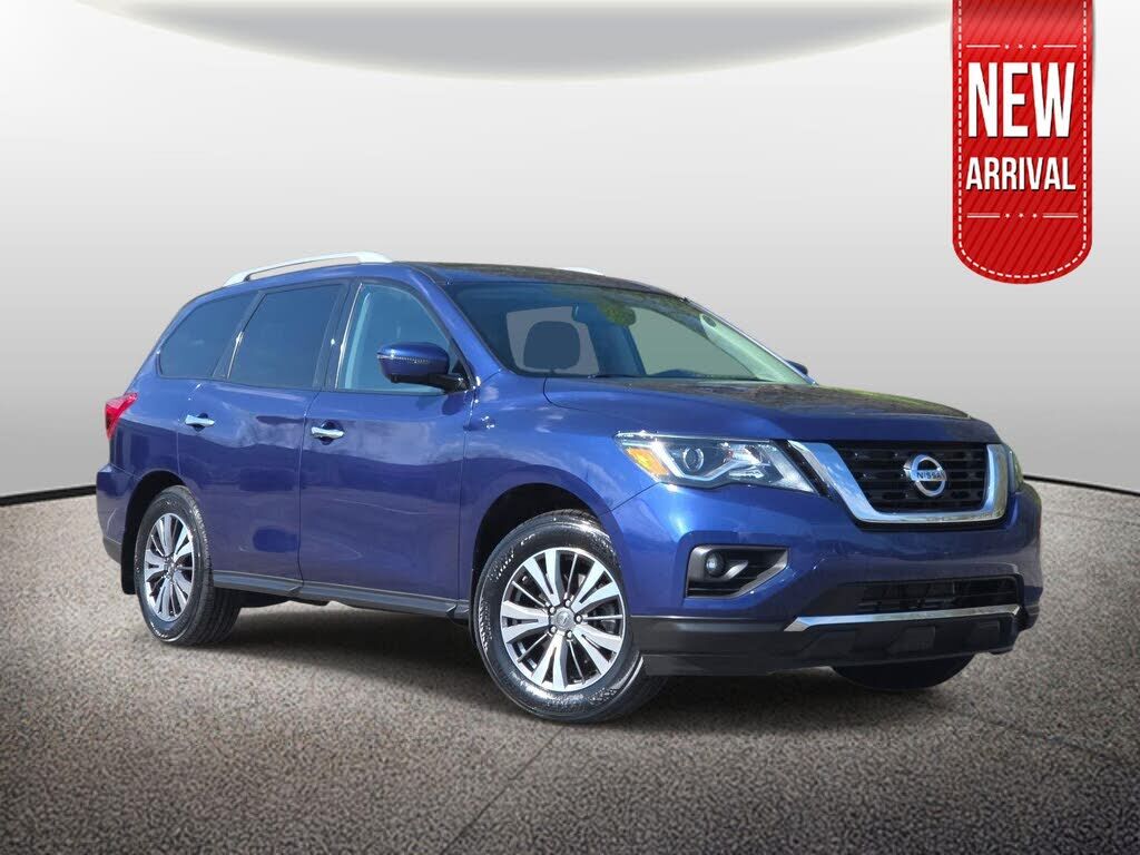 2017 NISSAN Pathfinder