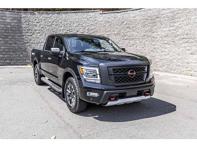 2021 NISSAN Titan