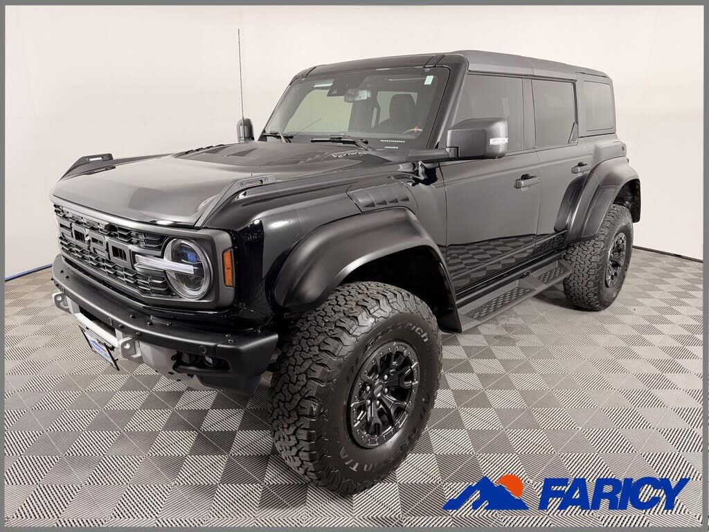 2024 FORD Bronco