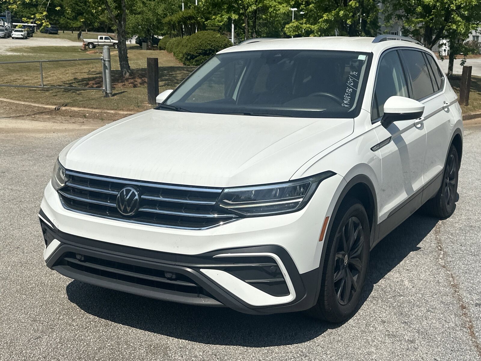 2024 VOLKSWAGEN Tiguan