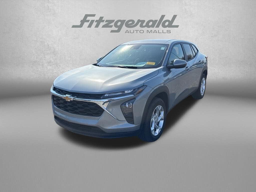 2025 CHEVROLET Trax