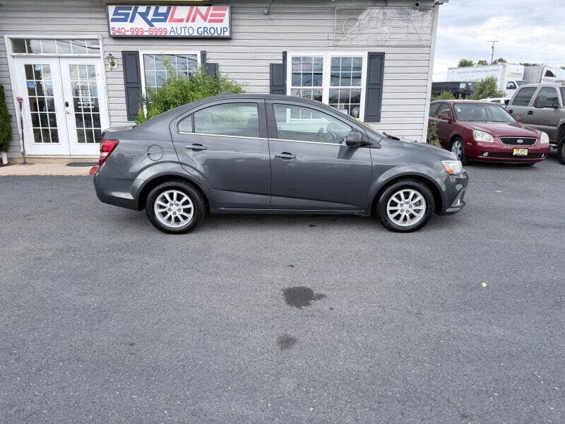 2017 CHEVROLET Sonic