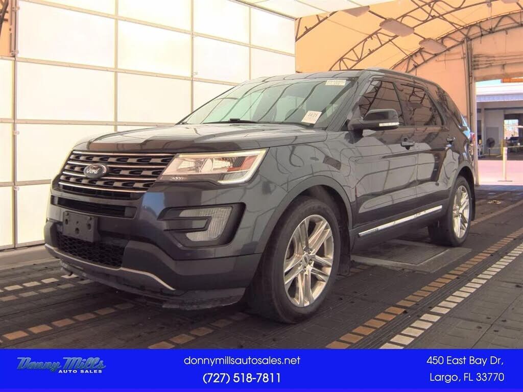 2017 FORD Explorer
