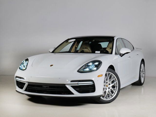 2019 PORSCHE Panamera