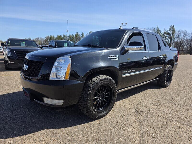 2013 CADILLAC Escalade