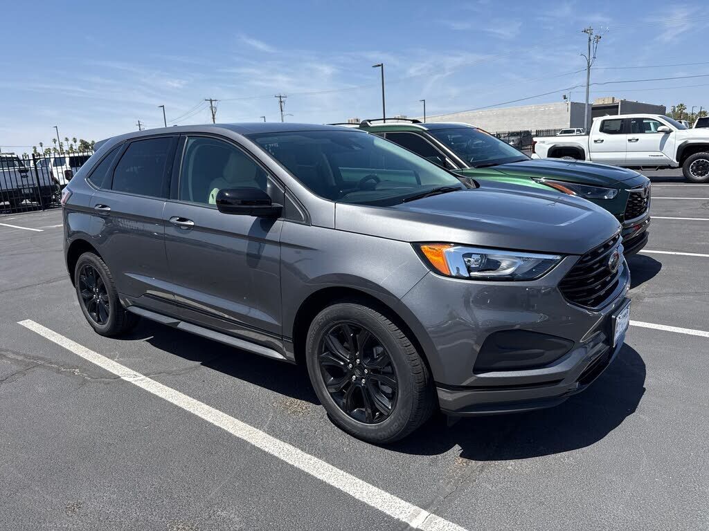 2024 FORD Edge