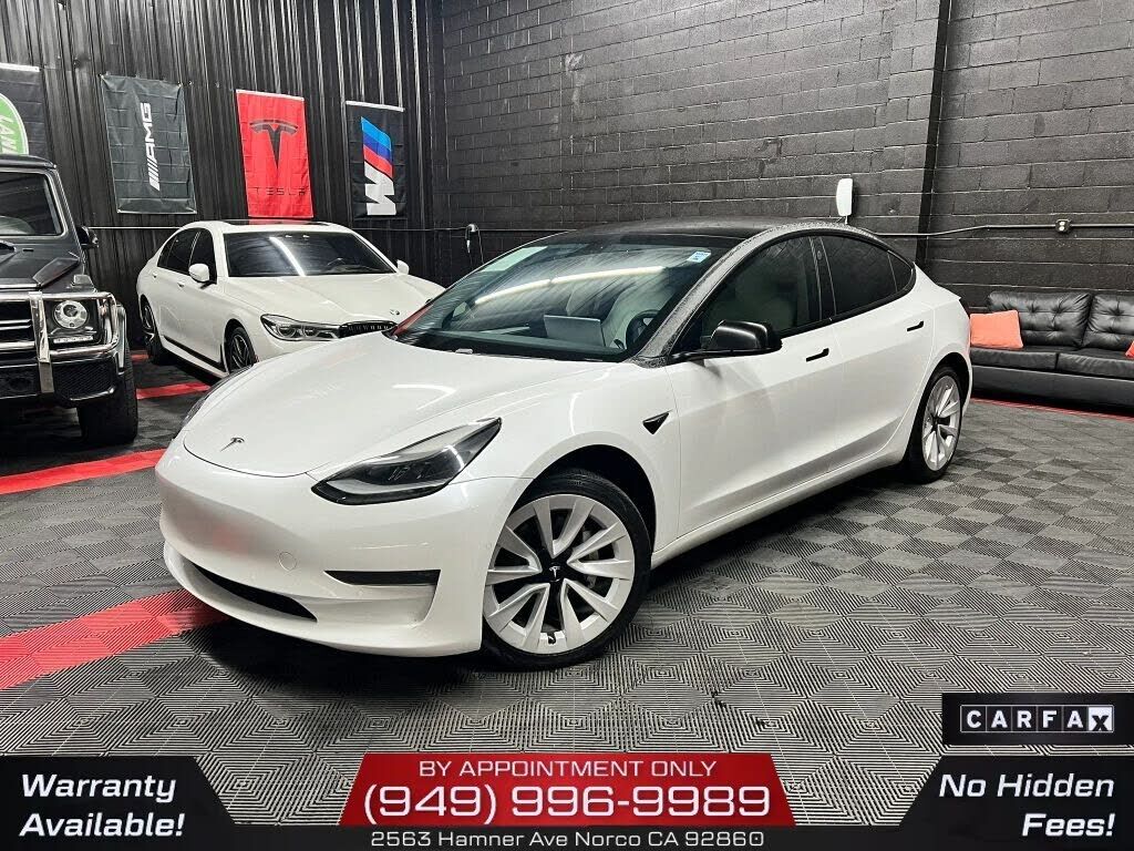 2021 TESLA Model 3