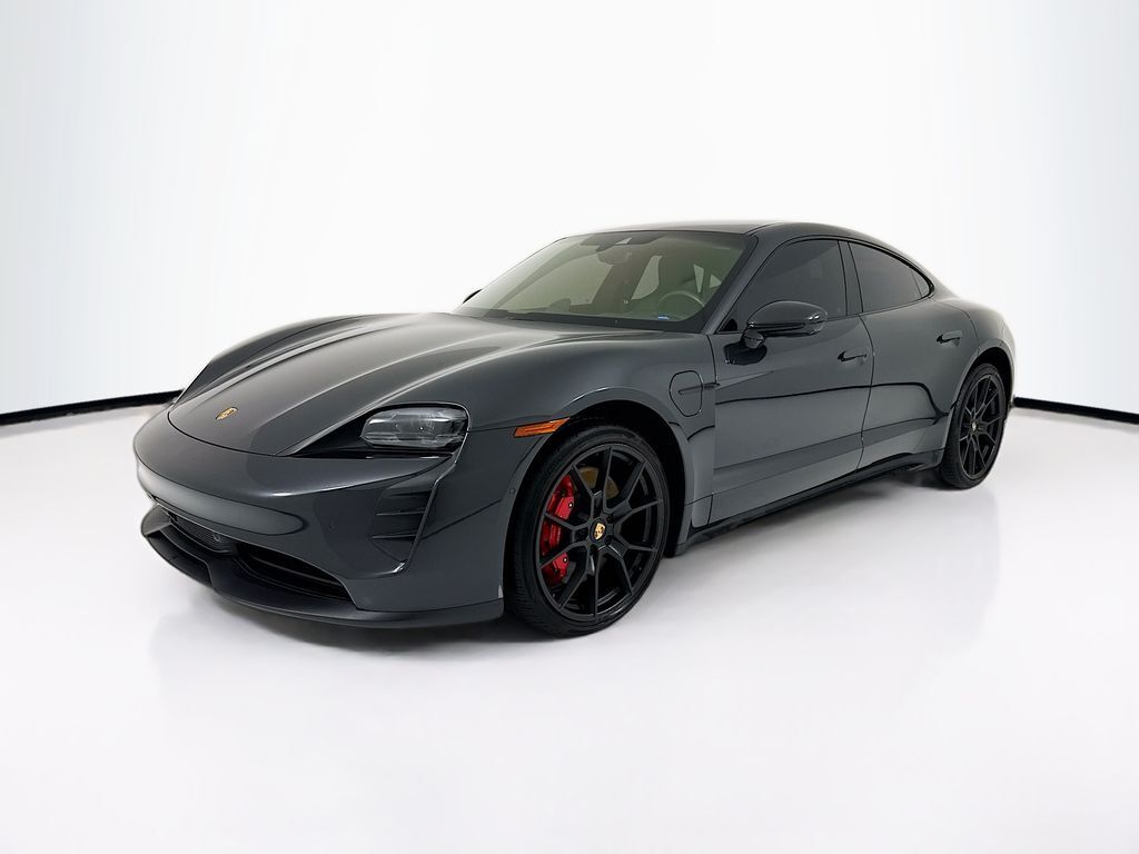 2024 PORSCHE Taycan