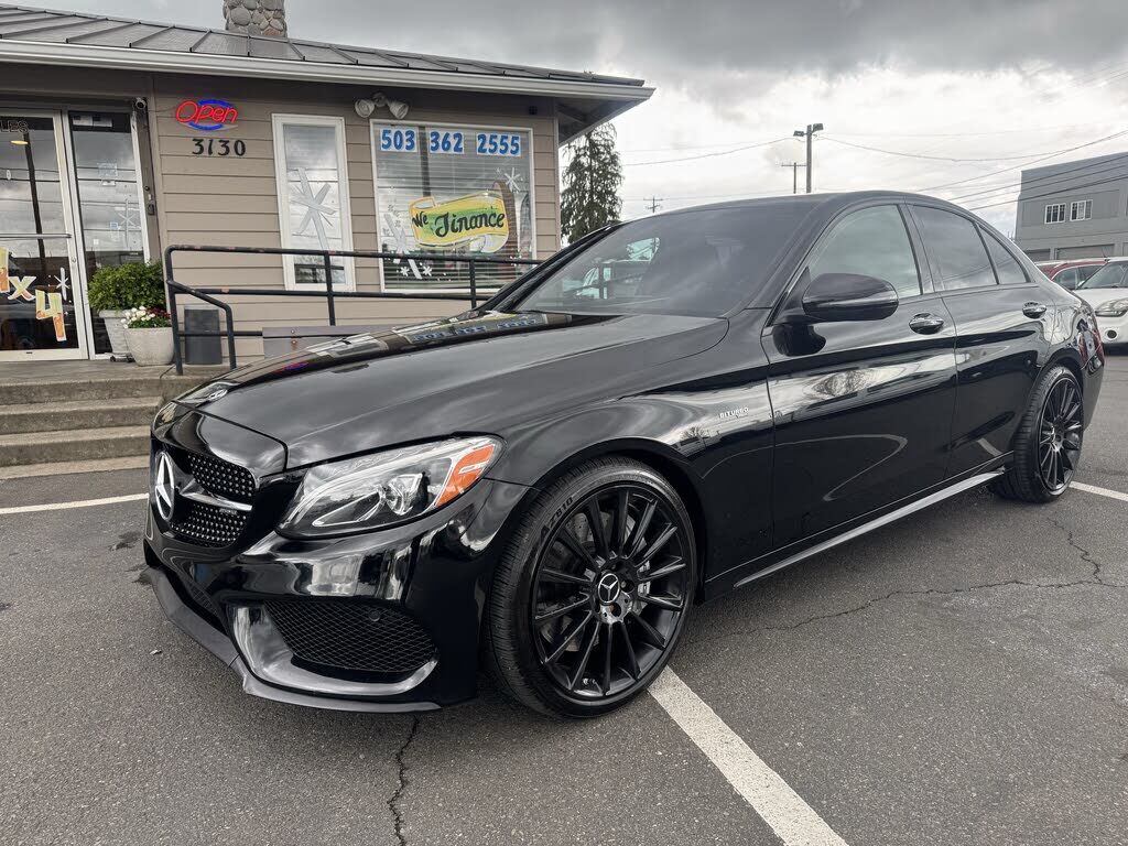 2018 MERCEDES-BENZ C-Class