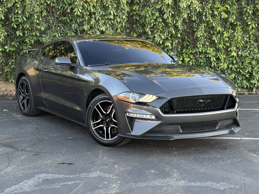 2019 FORD Mustang